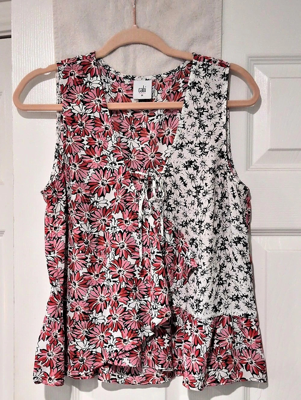 cabi Floral Tank Top in Pink & White Size Medium Like New